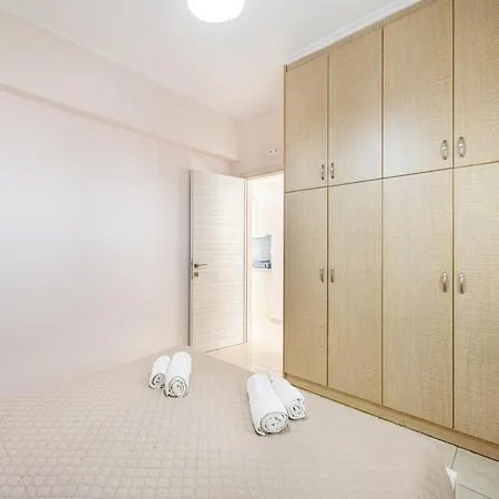 Lazaros Apartment
