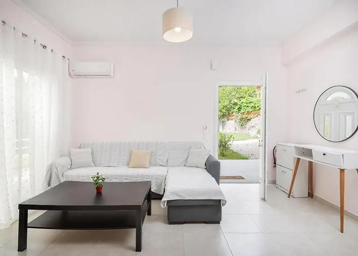 Lazaros Apartamento Gouvia